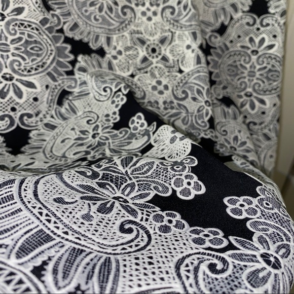 EnFocus Studio Black Floral Dress size 8 - Picture 2 of 7